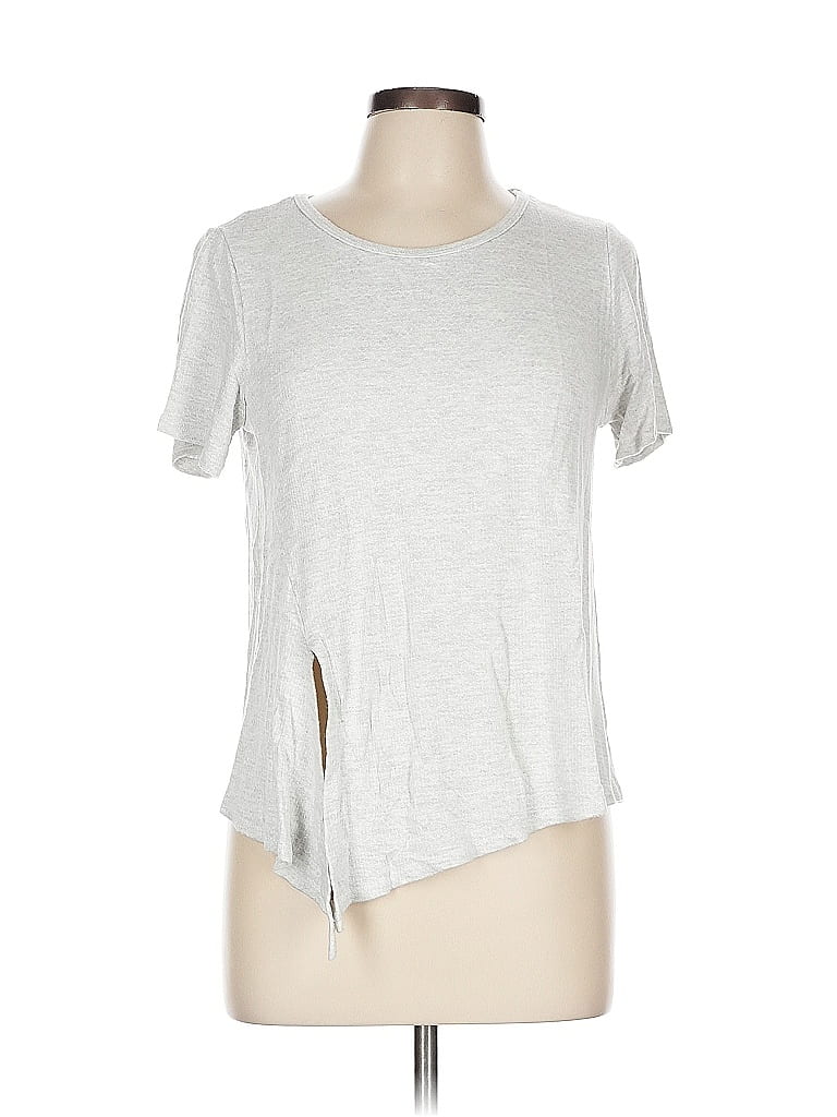 Click to view more detailed imagery on our partner's website Pre-owned Karen Kane Short Sleeve T-shirt In Silver