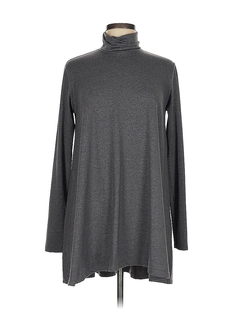 Click to view more detailed imagery on our partner's website Pre-owned Susana Monaco Long Sleeve Turtleneck In Gray