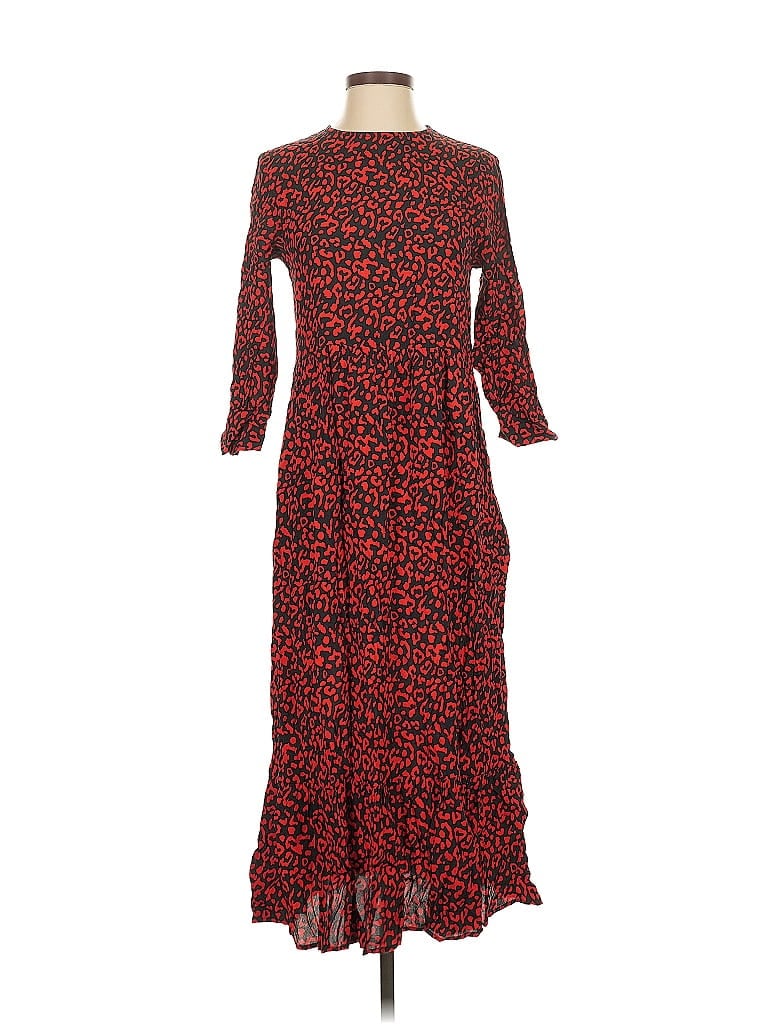 Click to view more detailed imagery on our partner's website Pre-owned Zara Casual Dress In Red