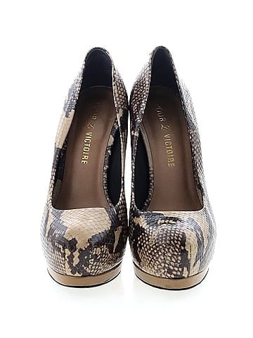Pour La Victoire Heels (view 2)