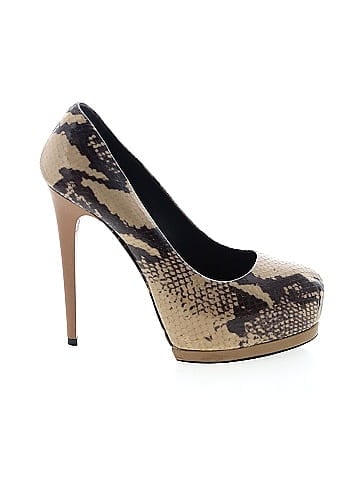 Pour La Victoire Heels (view 1)