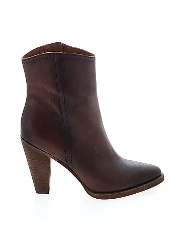 Zodiac Boots (view 1)