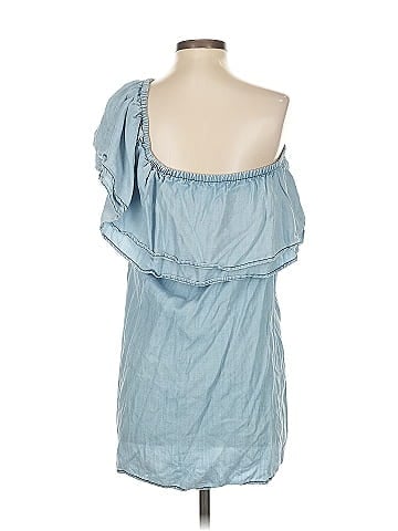 BB Dakota Sleeveless Top (view 2)