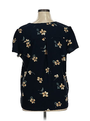 Hilary Radley Short Sleeve Blouse (view 2)
