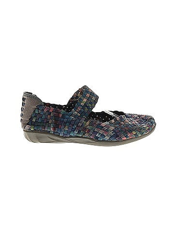 Bernie Mev Flats (view 1)