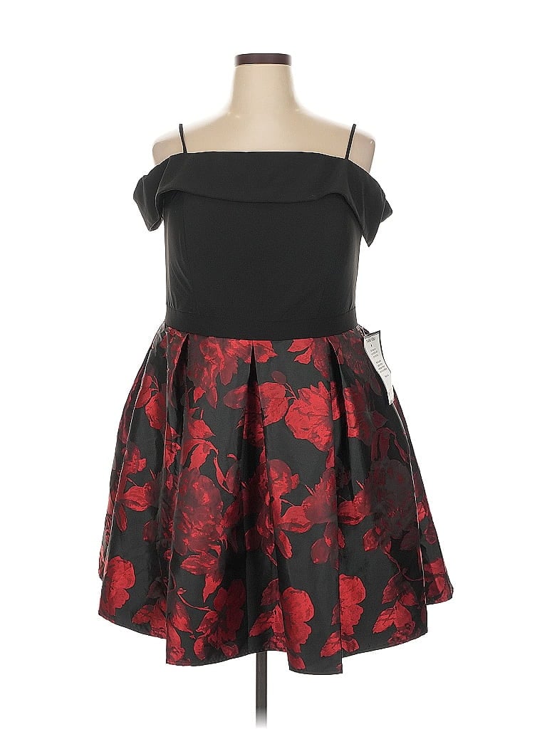 Click to view more detailed imagery on our partner's website Pre-owned Morgan & Co. Cocktail Dress In Black