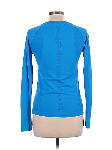 Lululemon Athletica Long Sleeve T-Shirt (view 2)