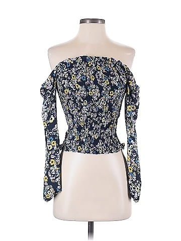 Cupcakes & Cashmere 3/4 Sleeve Blouse (view 1)