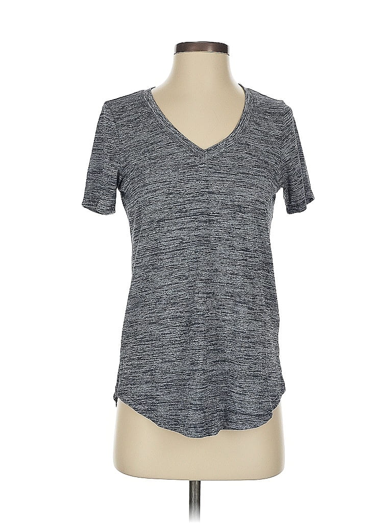 Click to view more detailed imagery on our partner's website Pre-owned Athleta Active T-shirt In Gray