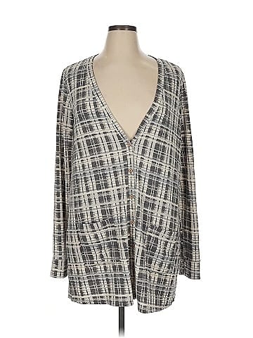 Agnes & Dora Cardigan (view 1)