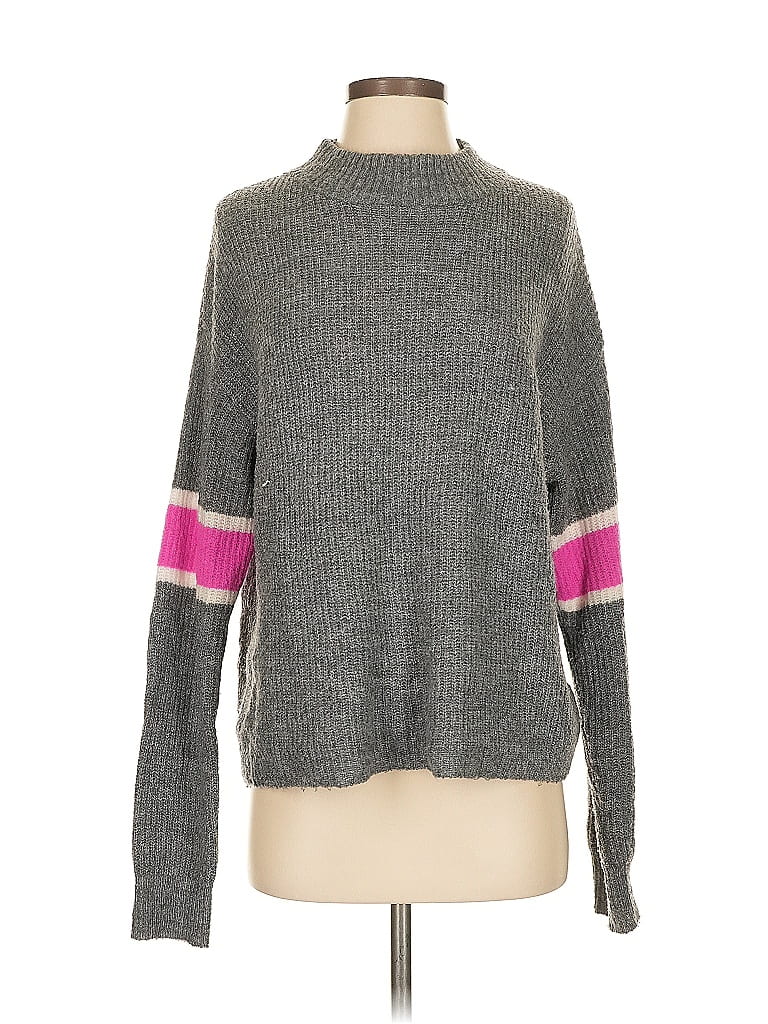 Click to view more detailed imagery on our partner's website Pre-owned John & Jenn Pullover Sweater In Gray