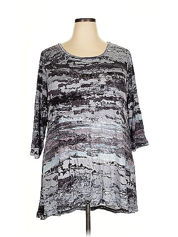 LOGO by Lori Goldstein Long Sleeve T-Shirt (view 1)