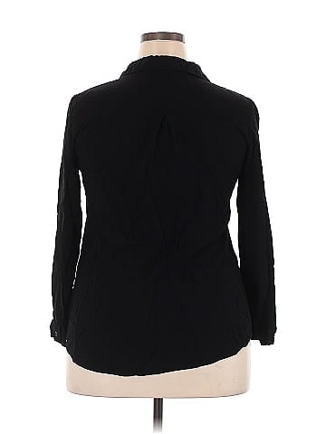 Big Dart 3/4 Sleeve Button-Down Shirt (view 2)