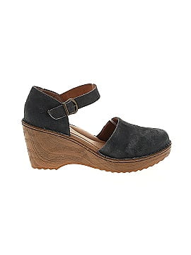 Born Handcrafted Footwear Heels