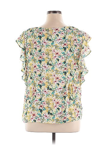 Counterparts Short Sleeve Blouse (view 2)