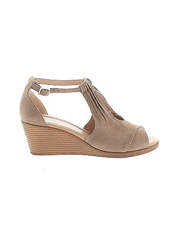 Journee Collection Wedges (view 1)