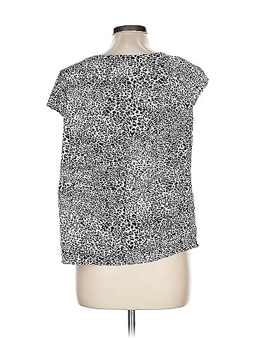 Violet & Claire Short Sleeve Top (view 2)