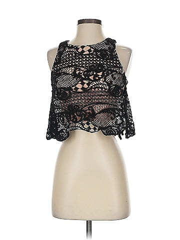 Elliatt Sleeveless Blouse (view 1)