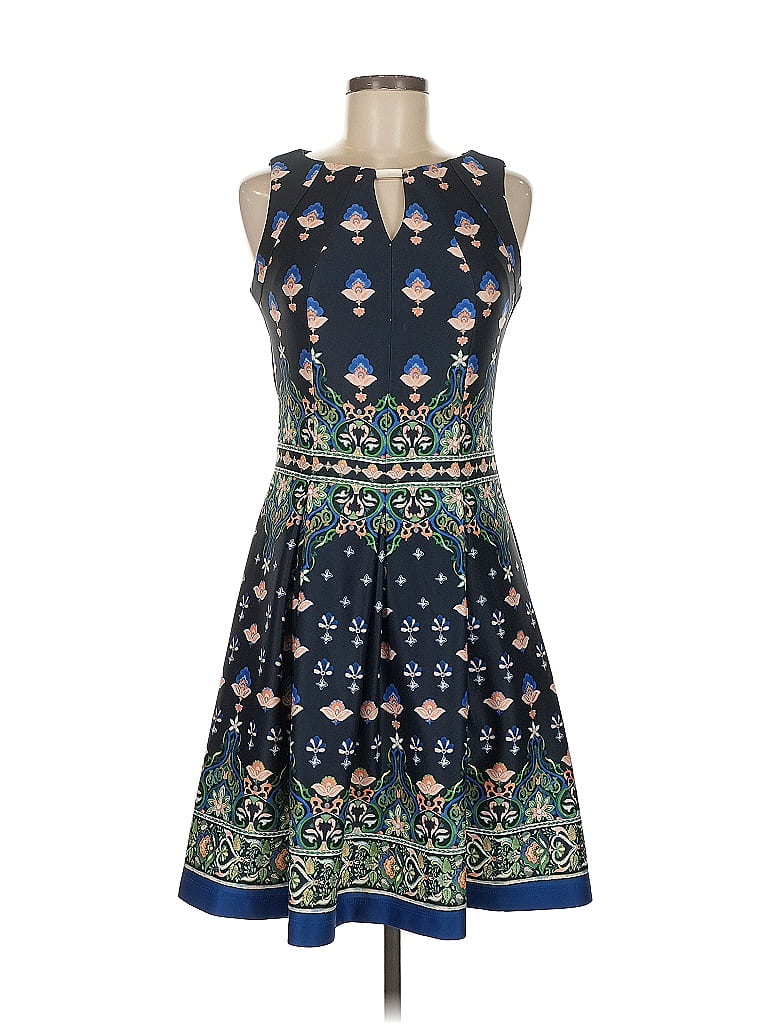 Gabby Skye Cap Sleeve Round Neck Dress Size 6