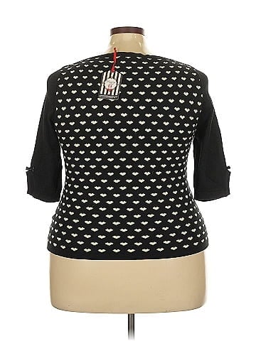 Tanming Pullover Sweater (view 2)