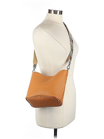 Find Kapoor Leather Crossbody Bag (view 2)