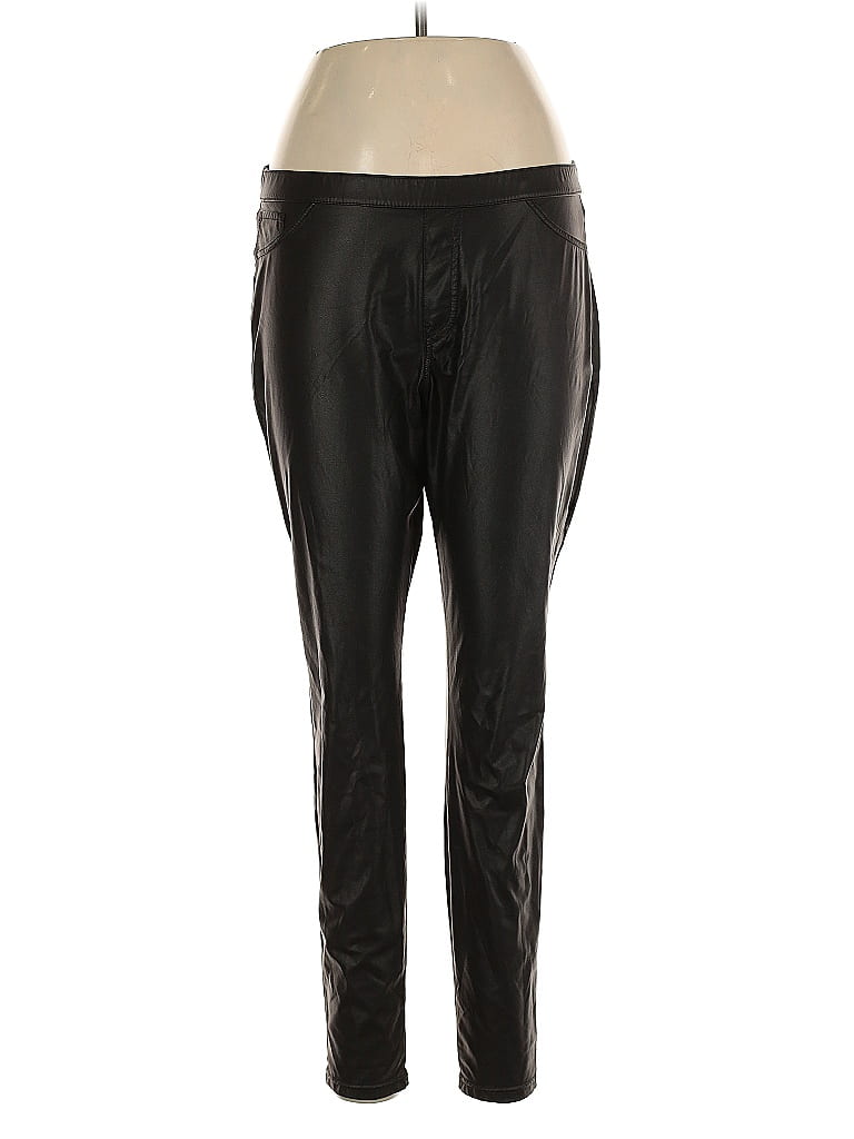 Pre-owned Hue Active Pants In Black