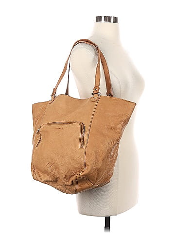 Liz Claiborne Leather Shoulder Bag (view 2)