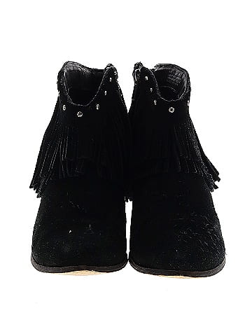 Minnetonka Ankle Boots (view 2)