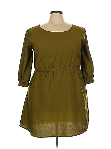 Stevie & Lindsey Casual Dress (view 1)