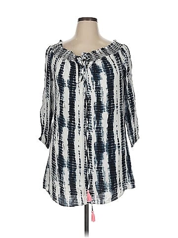 Dizzy Lizzy 3/4 Sleeve Blouse (view 1)