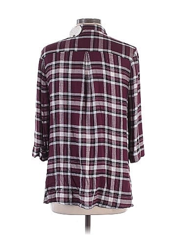 En Creme 3/4 Sleeve Button-Down Shirt (view 2)