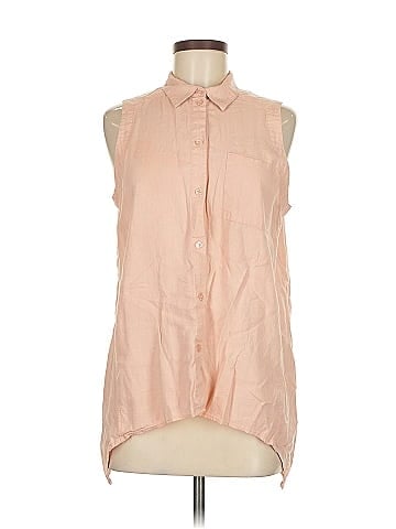 Love Scarlett Sleeveless Button-Down Shirt (view 1)