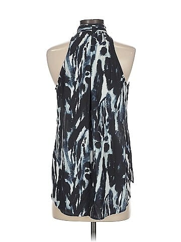 Trouve Sleeveless Blouse (view 2)