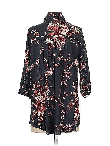 Oddi 3/4 Sleeve Button-Down Shirt (view 2)