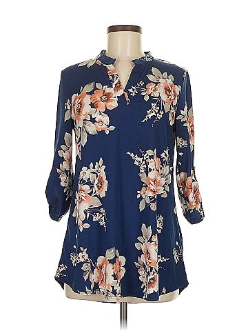 Zattcas 3/4 Sleeve Blouse (view 1)