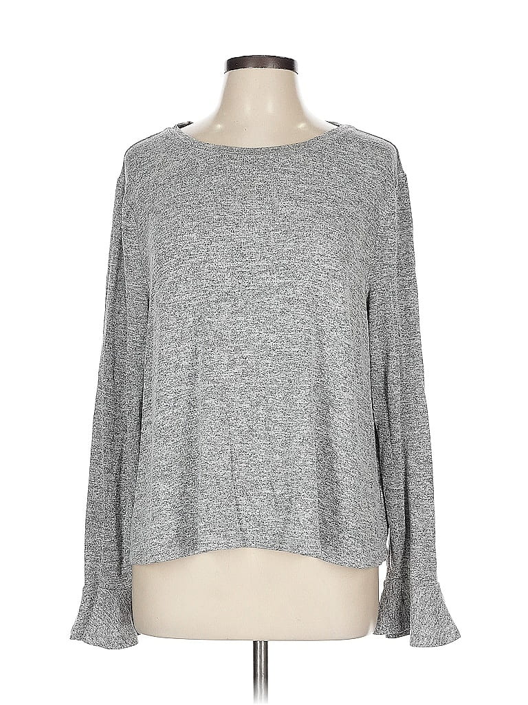 Pre-owned Gap Long Sleeve T-shirt In Gray