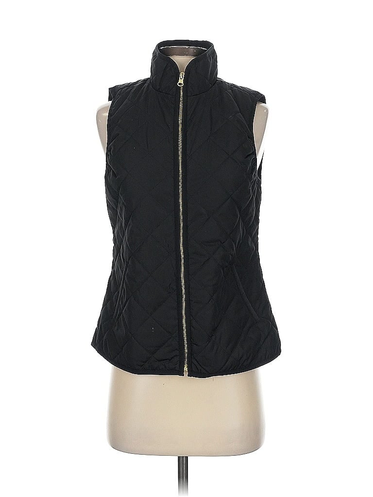 Click to view more detailed imagery on our partner's website Pre-owned Old Navy Vest In Black
