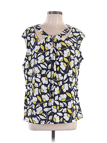 Kasper Sleeveless Blouse (view 1)