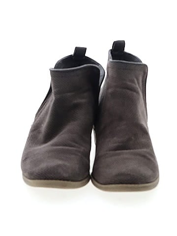 DV Ankle Boots (view 2)