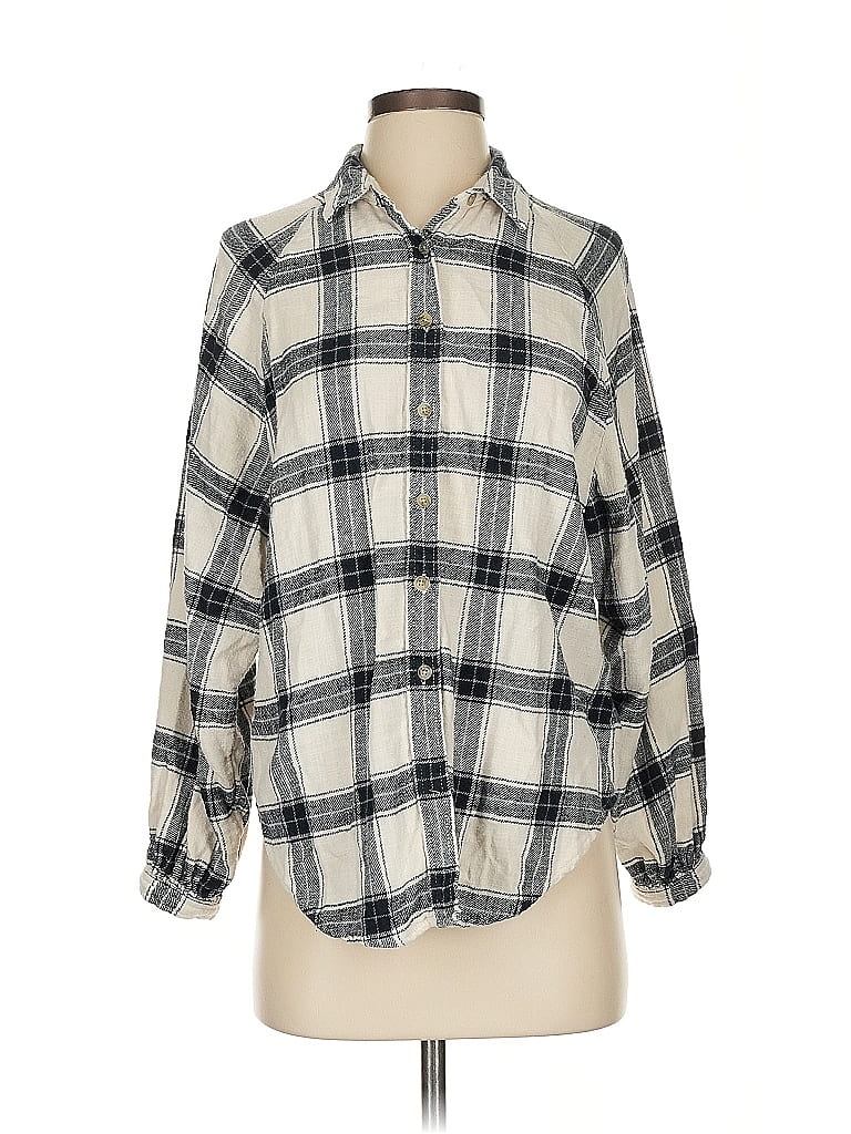 Click to view more detailed imagery on our partner's website Pre-owned American Eagle Outfitters 3/4 Sleeve Button Down Shirt In White