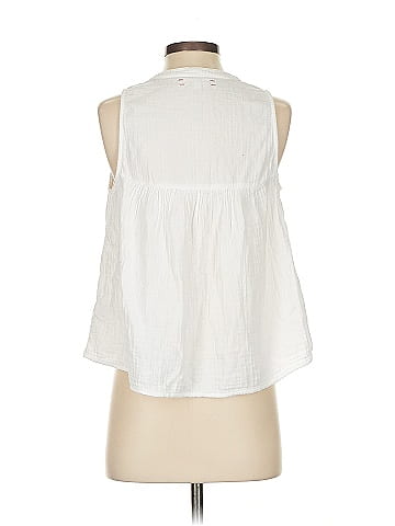 Xirena Sleeveless Blouse (view 2)