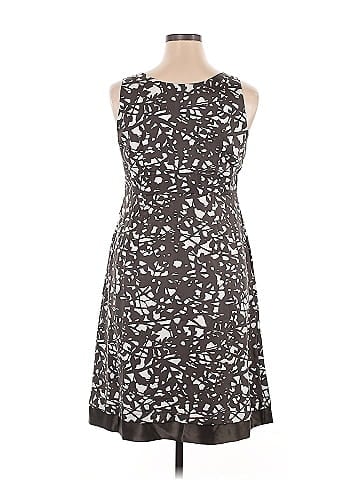 Banana Republic Cocktail Dress (view 2)