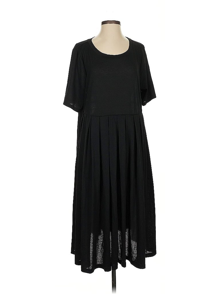 Pre-owned Bloomchic Casual Dress In Black