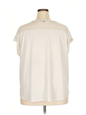 Daisy Fuentes Short Sleeve Top (view 2)