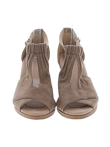 Journee Collection Wedges (view 2)