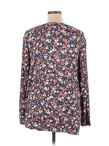 Lane Bryant Long Sleeve T-Shirt (view 2)