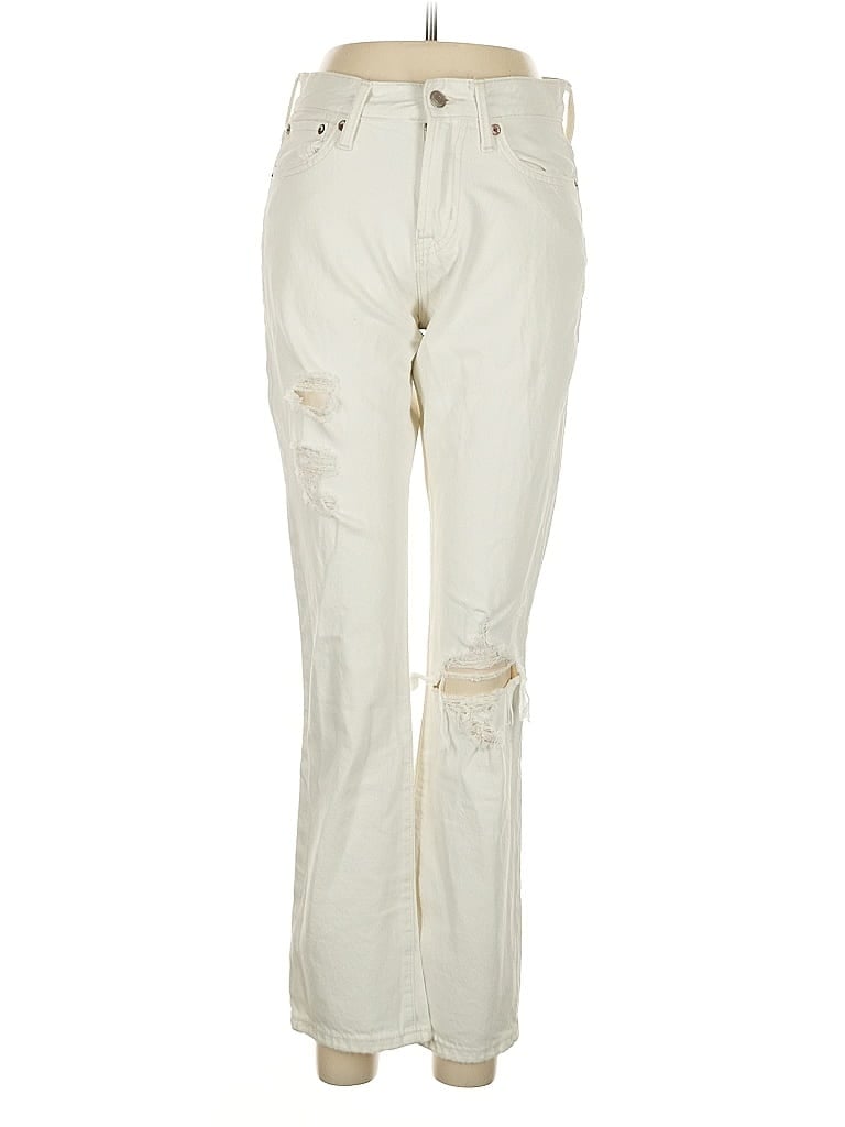 Click to view more detailed imagery on our partner's website Pre-owned Aéropostale Jeans In White