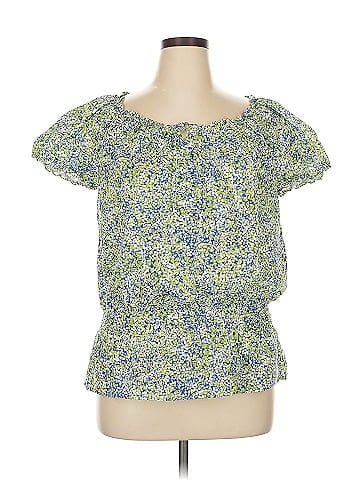 Liz & Co. Short Sleeve Blouse (view 1)