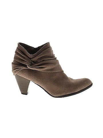 Andrew Geller Ankle Boots (view 1)