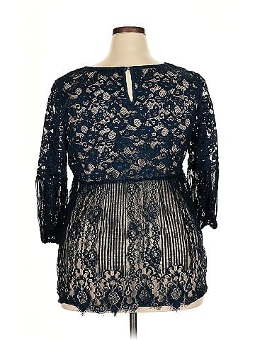 Suzanne Betro 3/4 Sleeve Blouse (view 2)